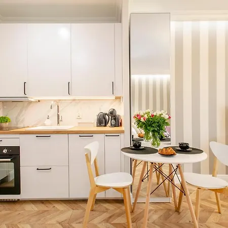 Sky Home- Blue 2 -manufaktura, Bezplatny Parking, Klima, Dostep Na Kod *